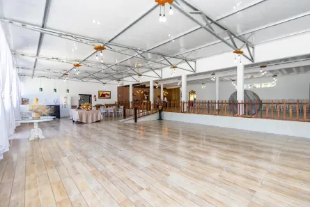 Ponto Comercial à venda, 387m² no Campo Largo da Roseira, São José dos Pinhais