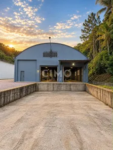 Galpão/Depósito/Armazém para alugar, 750m² no Bateas, Brusque