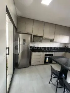 Casa com 3 Quartos à venda, 111m² no Novo Mundo, Uberlândia