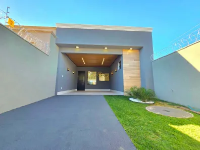 Casa com 3 Quartos à venda, 127m² no Setor Central, Aparecida de Goiânia