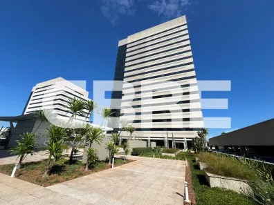 Sala Comercial para alugar, 1300m² no Jurubatuba, São Paulo