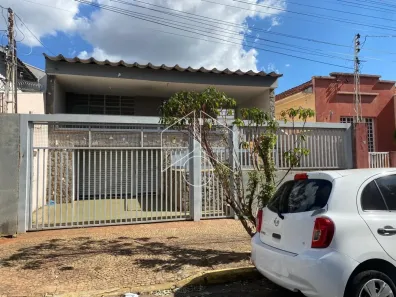 Imóvel Comercial com 3 Quartos para alugar, 251m² no Palmital, Marília