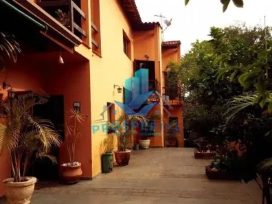 Sobrado com 3 Quartos à venda, 292m² no Vila Diva, Carapicuíba