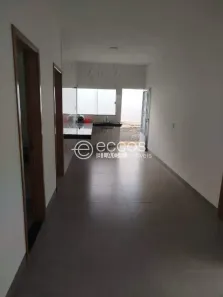 Casa com 3 Quartos à venda, 103m² no Jardim Holanda, Uberlândia