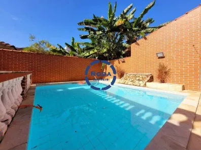 Sobrado com 3 Quartos à venda, 267m² no Campo Grande, Santos