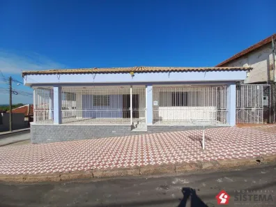 Casa com 3 Quartos para alugar, 231m² no Vila Marcondes, Presidente Prudente