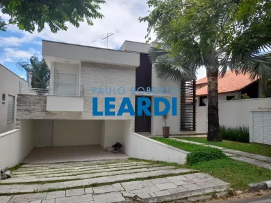 Casa de Condomínio com 4 Quartos para alugar, 350m² no Arujá 5, Arujá