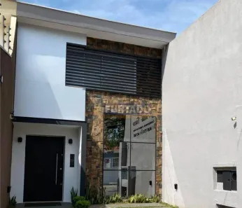 Imóvel Comercial com 5 Quartos para alugar, 139m² no Pinheirinho, Santo André