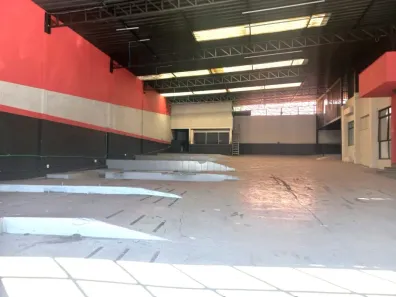 Ponto Comercial para alugar, 700m² no Carlos Prates, Belo Horizonte
