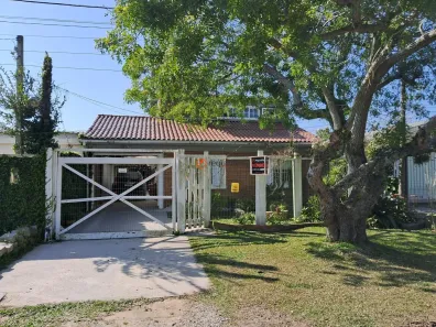 Casa com 5 Quartos à venda, 198m² no Laranjal, Pelotas