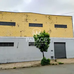 Imóvel Comercial com 1 Quarto para alugar, 240m² no Vila Rezende, Piracicaba