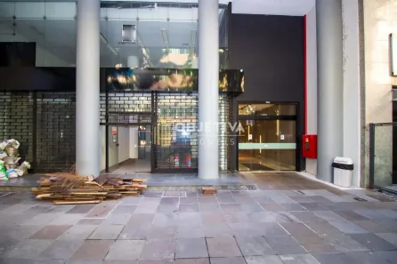 Ponto Comercial para alugar, 628m² no Centro Histórico, Porto Alegre