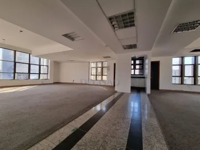 Prédio Comercial à venda, 6596m² no Santa Efigênia, Belo Horizonte