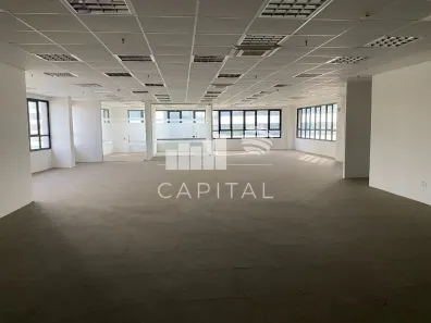 Sala Comercial para alugar, 225m² no Chácara Jaguari (Fazendinha), Santana de Parnaíba