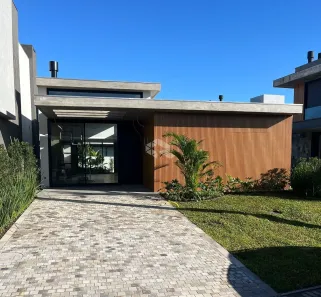 Casa de Condomínio com 4 Quartos à venda, 150m² no Remanso, Xangri-Lá