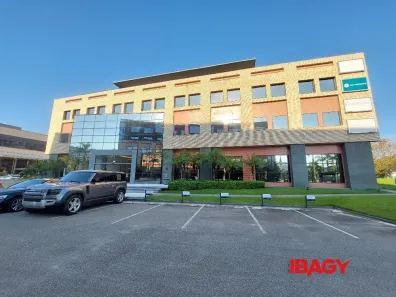 Sala Comercial para alugar, 570m² no Saco Grande, Florianópolis