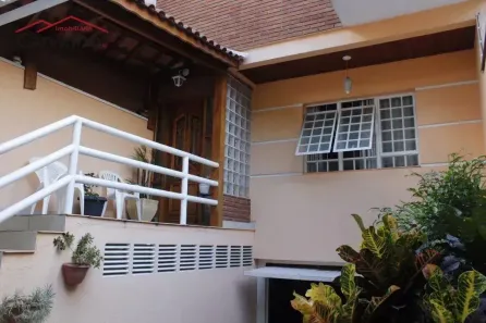 Sobrado com 3 Quartos à venda, 176m² no Vila Leonor, São Paulo