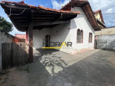 Casa com 3 Quartos à venda, 196m² no Santa Cruz, Belo Horizonte