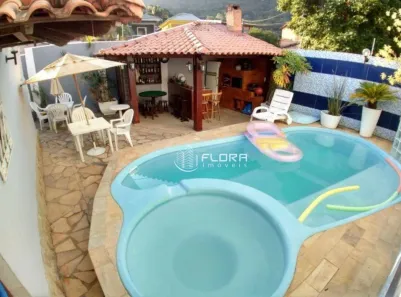 Casa com 3 Quartos à venda, 250m² no Maravista, Niterói