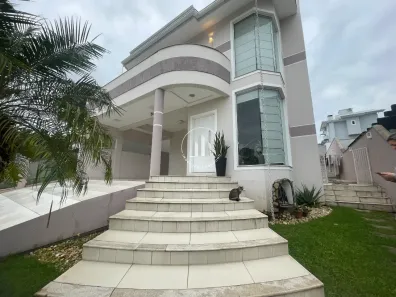 Casa com 3 Quartos à venda, 260m² no Pedra Branca, Palhoça