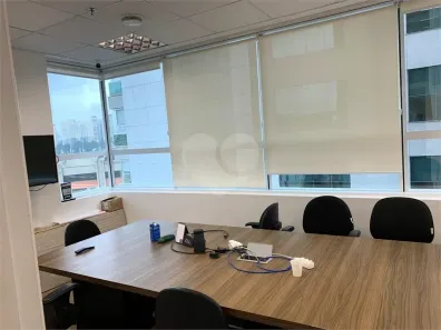 Sala Comercial à venda, 62m² no Chácara Santo Antônio (Zona Sul), São Paulo