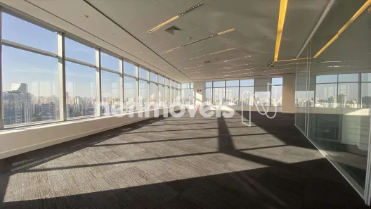Sala Comercial para alugar, 926m² no Vila Cordeiro, São Paulo