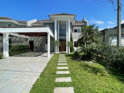 Casa de Condomínio com 4 Quartos à venda, 238m² no , Xangri-Lá