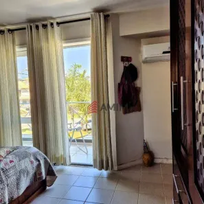 Casa de Condomínio com 3 Quartos à venda, 205m² no Camboinhas, Niterói
