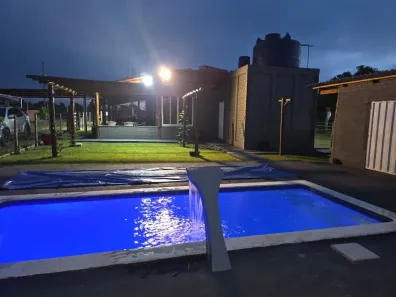 Fazenda/Sítio com 2 Quartos à venda, 2500m² no Área Rural de Uberlândia, Uberlândia