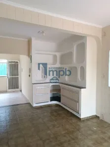 Sobrado com 2 Quartos para alugar, 160m² no Vila Aparecida, Franca