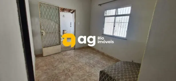 Casa com 2 Quartos à venda, 40m² no Vila Valqueire, Rio de Janeiro