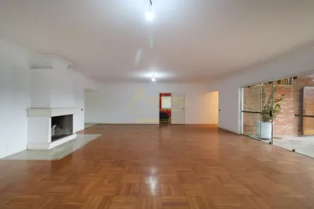 Casa com 4 Quartos à venda, 800m² no Jardim Leonor, São Paulo