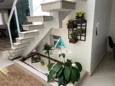 Sobrado com 4 Quartos à venda, 214m² no Vila Guiomar, Santo André