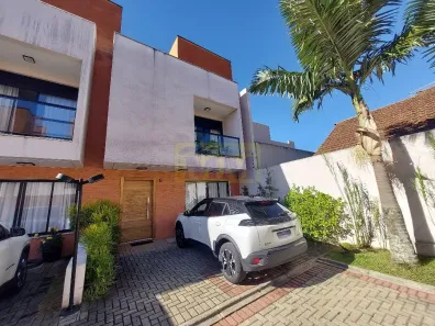 Casa de Condomínio com 3 Quartos à venda, 137m² no Atuba, Curitiba