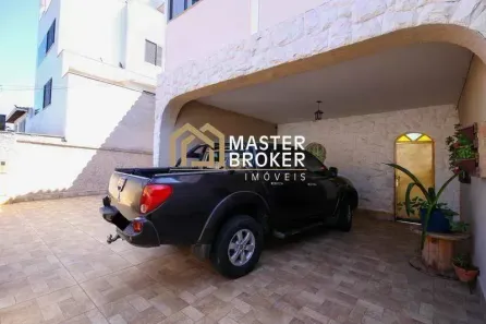 Casa com 5 Quartos à venda, 260m² no Planalto, Belo Horizonte