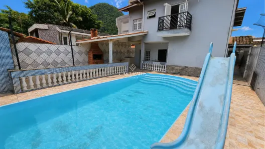 Sobrado com 4 Quartos à venda, 247m² no Canto do Forte, Praia Grande