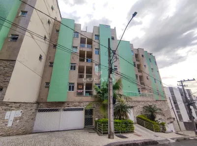 Apartamento com 2 Quartos para alugar, 70m² no Residência, Juiz de Fora