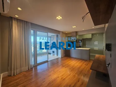 Apartamento com 3 Quartos para alugar, 96m² no Vila Anastácio, São Paulo