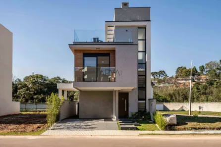 Casa de Condomínio com 3 Quartos à venda, 180m² no Santa Cândida, Curitiba