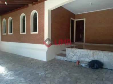 Casa com 3 Quartos para alugar, 300m² no Jardim Paulista, Bauru