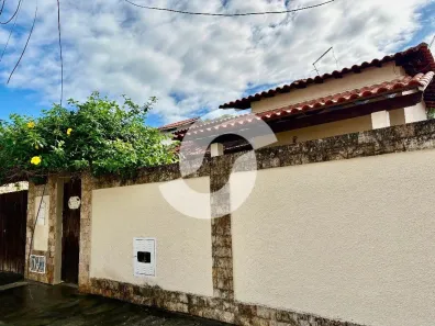 Casa com 4 Quartos à venda, 360m² no Piratininga, Niterói