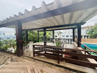 Casa com 5 Quartos à venda, 441m² no Pitangueiras, Rio de Janeiro