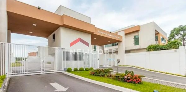 Casa de Condomínio com 3 Quartos à venda, 243m² no Santa Cândida, Curitiba