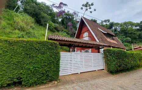 Casa com 3 Quartos à venda, 200m² no Itaipava, Petrópolis