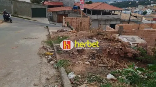 Lote/Terreno à venda, 200m² no Gávea, Vespasiano