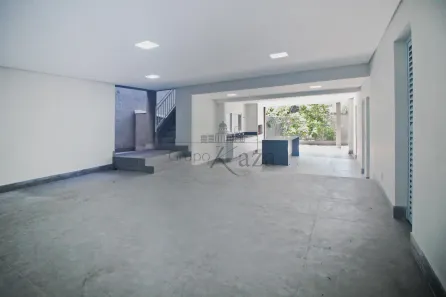 Casa com 3 Quartos à venda, 490m² no Vila Mariana, São Paulo