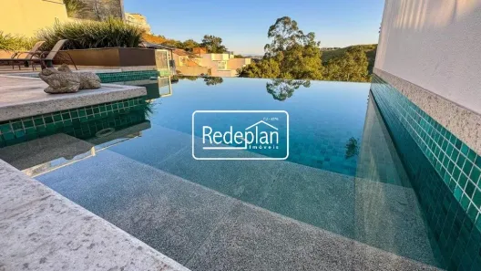 Casa com 4 Quartos à venda, 600m² no Jardim Amália, Volta Redonda