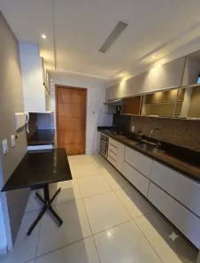 Apartamento com 3 Quartos para alugar, 98m² no Rocas, Natal