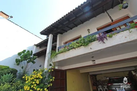 Casa com 3 Quartos à venda, 327m² no Partenon, Porto Alegre