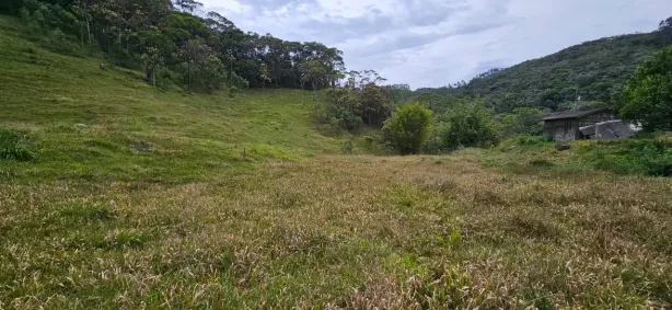 Fazenda/Sítio à venda, 210000m² no , Águas Mornas